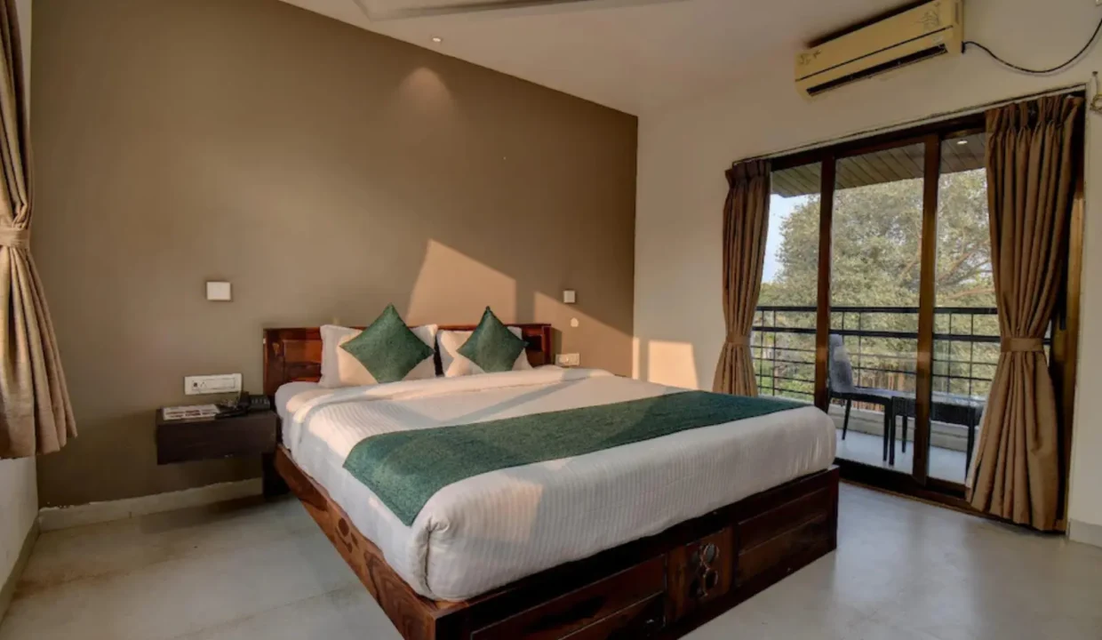 hotel-for-rent-in-goa-hotel-for-sale-hotel-for-rent-resorts-for-sale-goa-listings-goa-villa-goa-properties-luxury-villa-for-sale-dlf-villas-ashray-isprava-acron-vianaar-2-1240x720